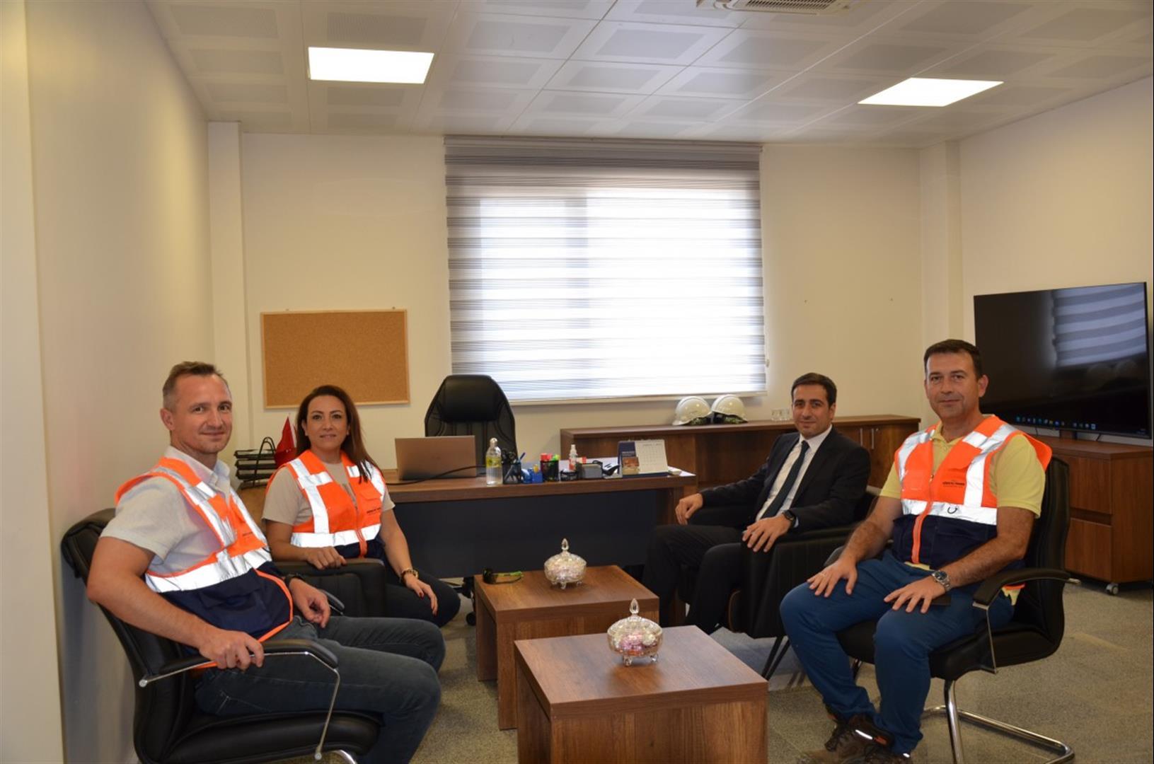 bilecik-haber_21-kaymakam-tuncer-maden-sahasinda-9303.jpg