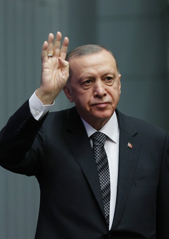 BU MİLLET BU OYUNU BOZAR