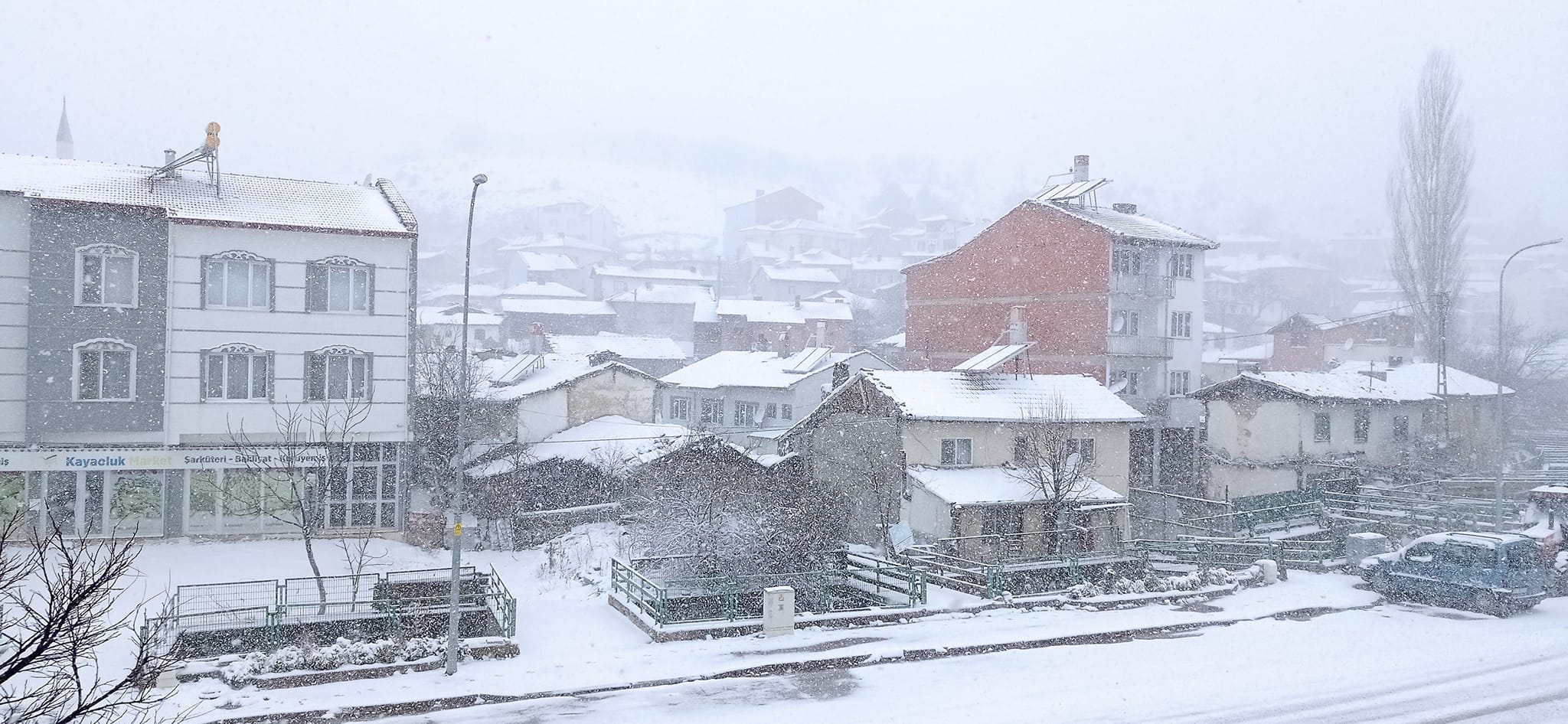 BİLECİK GÜNE KAR İLE UYANDI55