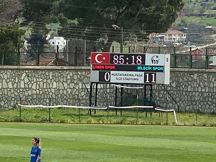 bilecik-haber_75-dakikada-bir-gol-attilar-bizim-kizlardan-tarihi-skor-175.jpg