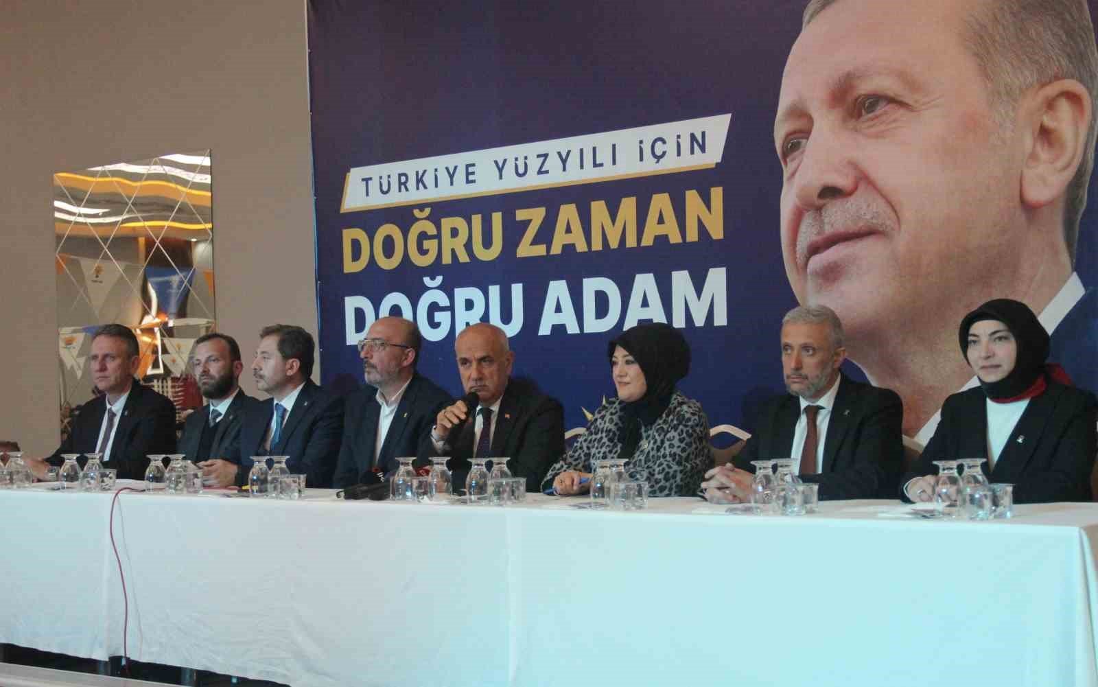 bilecik-haber_bakan-kirisci-yeni-bir-yuzyila-adim-atiyoruz-ve-bu-yuzyil-turkiye-yuzyili-olacak-7901.jpg