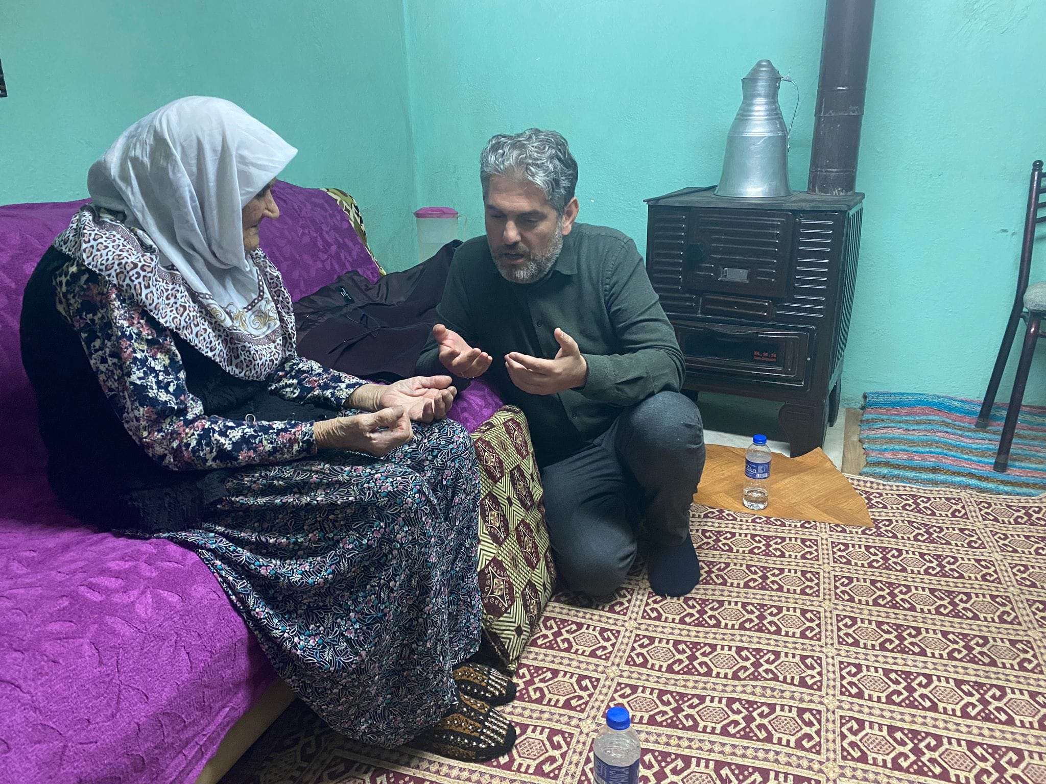bilecik-haber_baskan-suer-safiye-teyzenin-misafiri-oldu-36.jpg