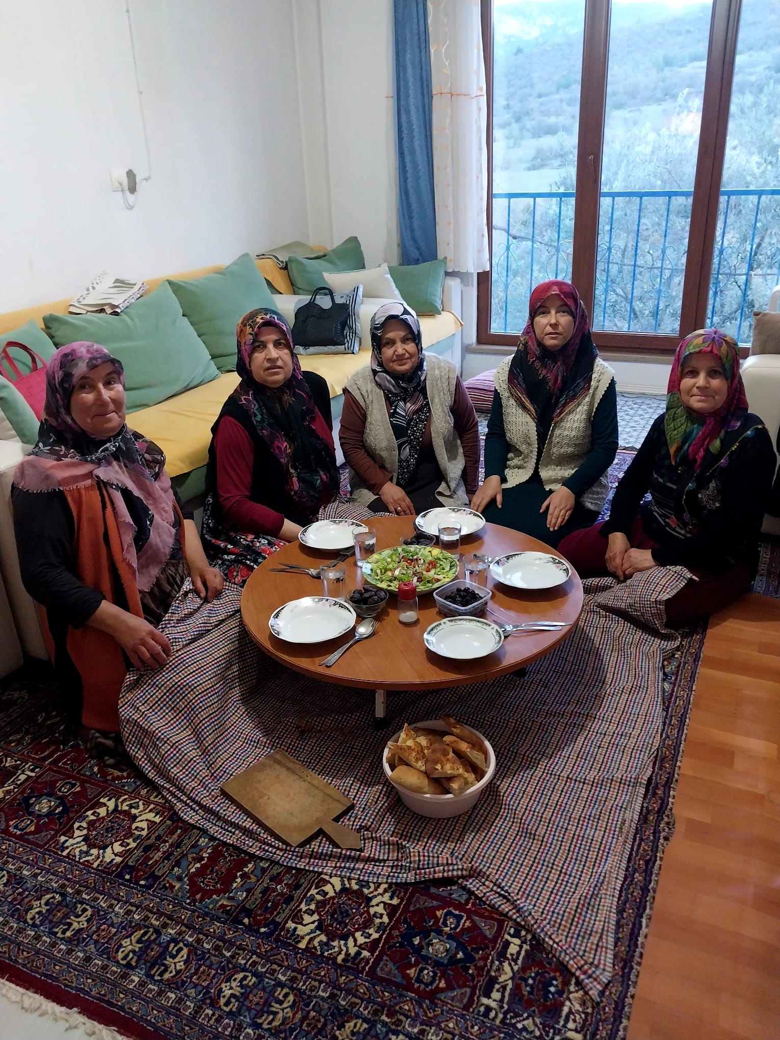 bilecik-haber_biz-birlikte-guclu-bir-aileyiz-130.jpg