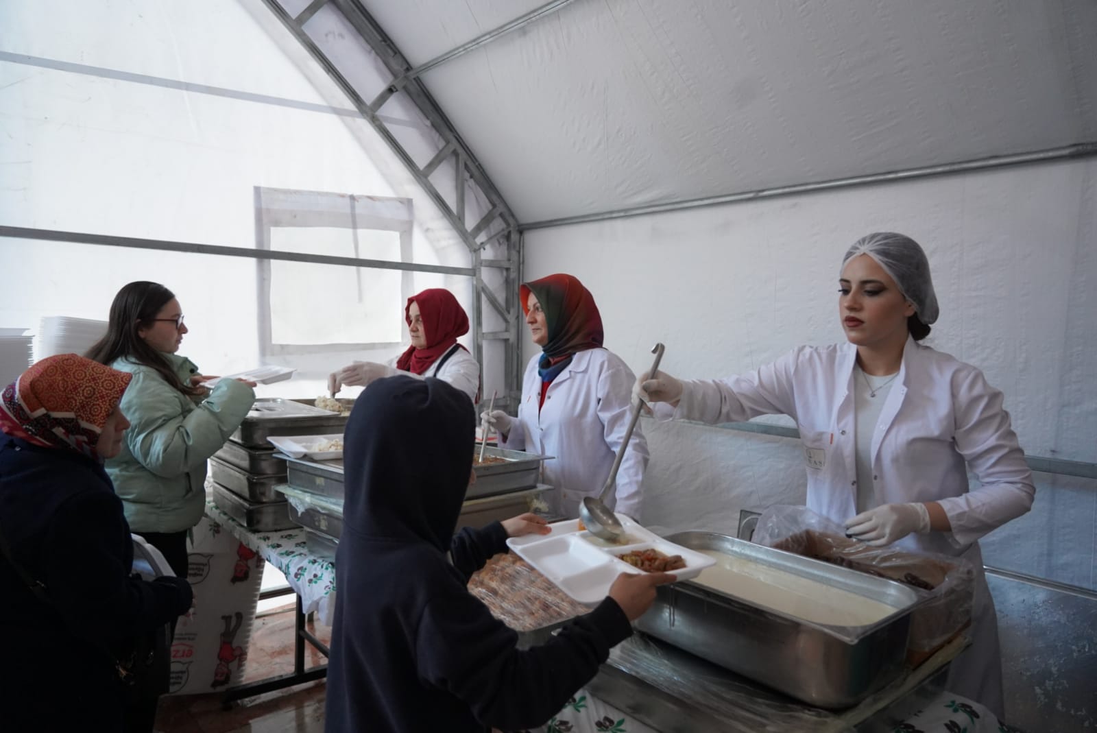 bilecik-haber_cumhuriyet-meydaninda-ramazan-coskusu-suruyor-123.jpg