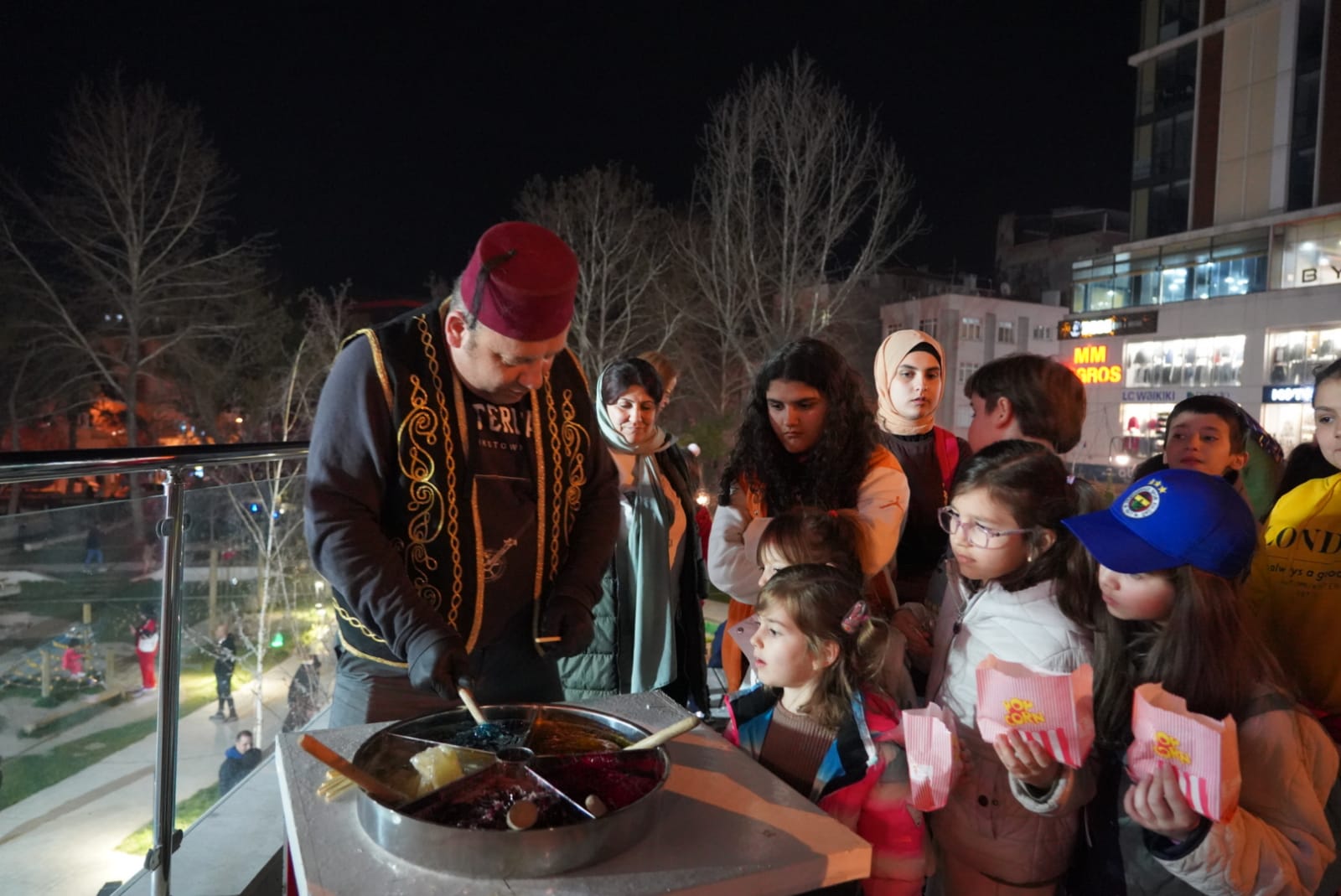 bilecik-haber_geleneksel-ramazan-etkinlikleri-ataturk-parkinda-basladi-120.jpg