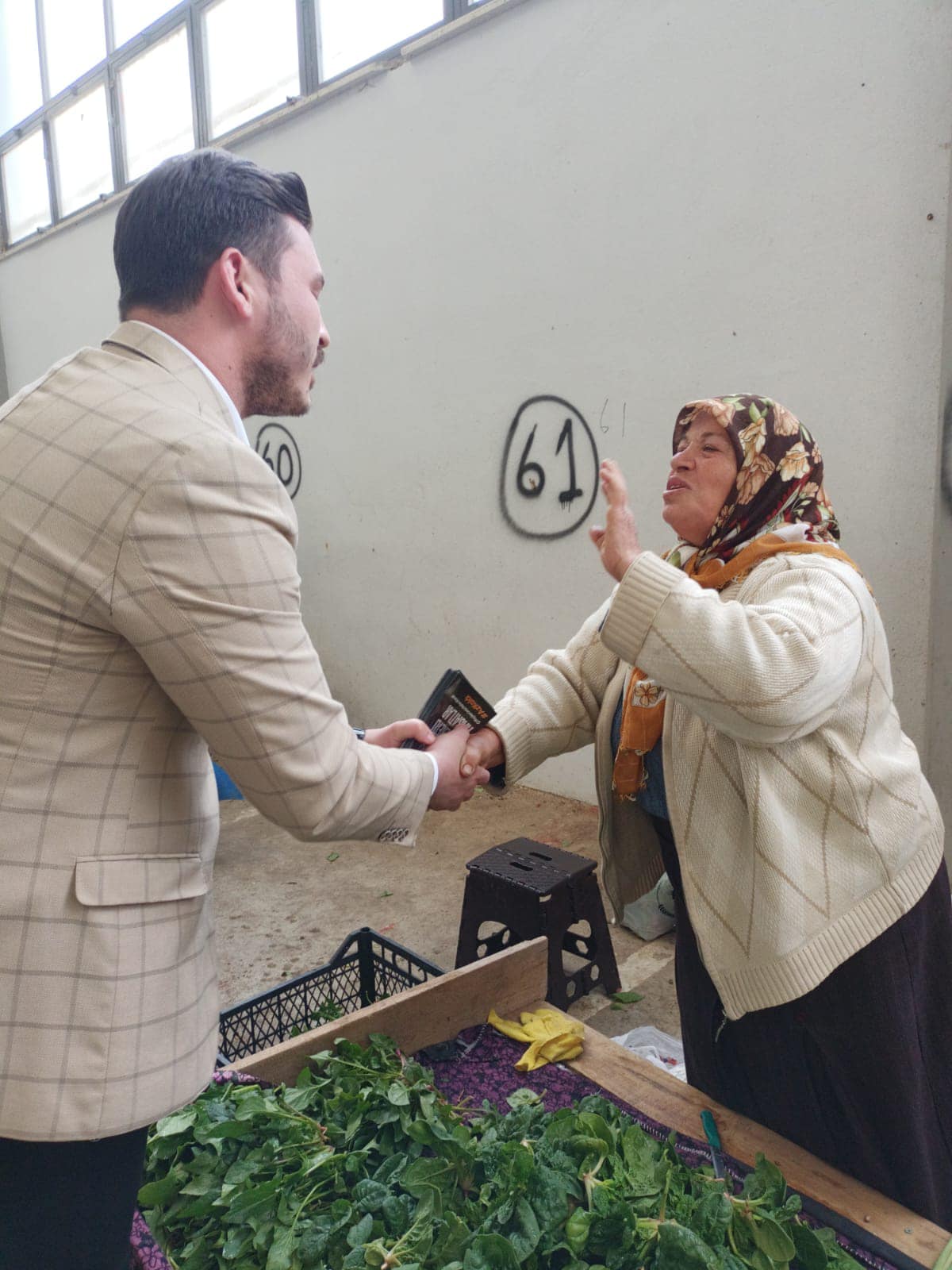bilecik-haber_genc-adaya-yaslilardan-buyuk-ilgi-561.jpg