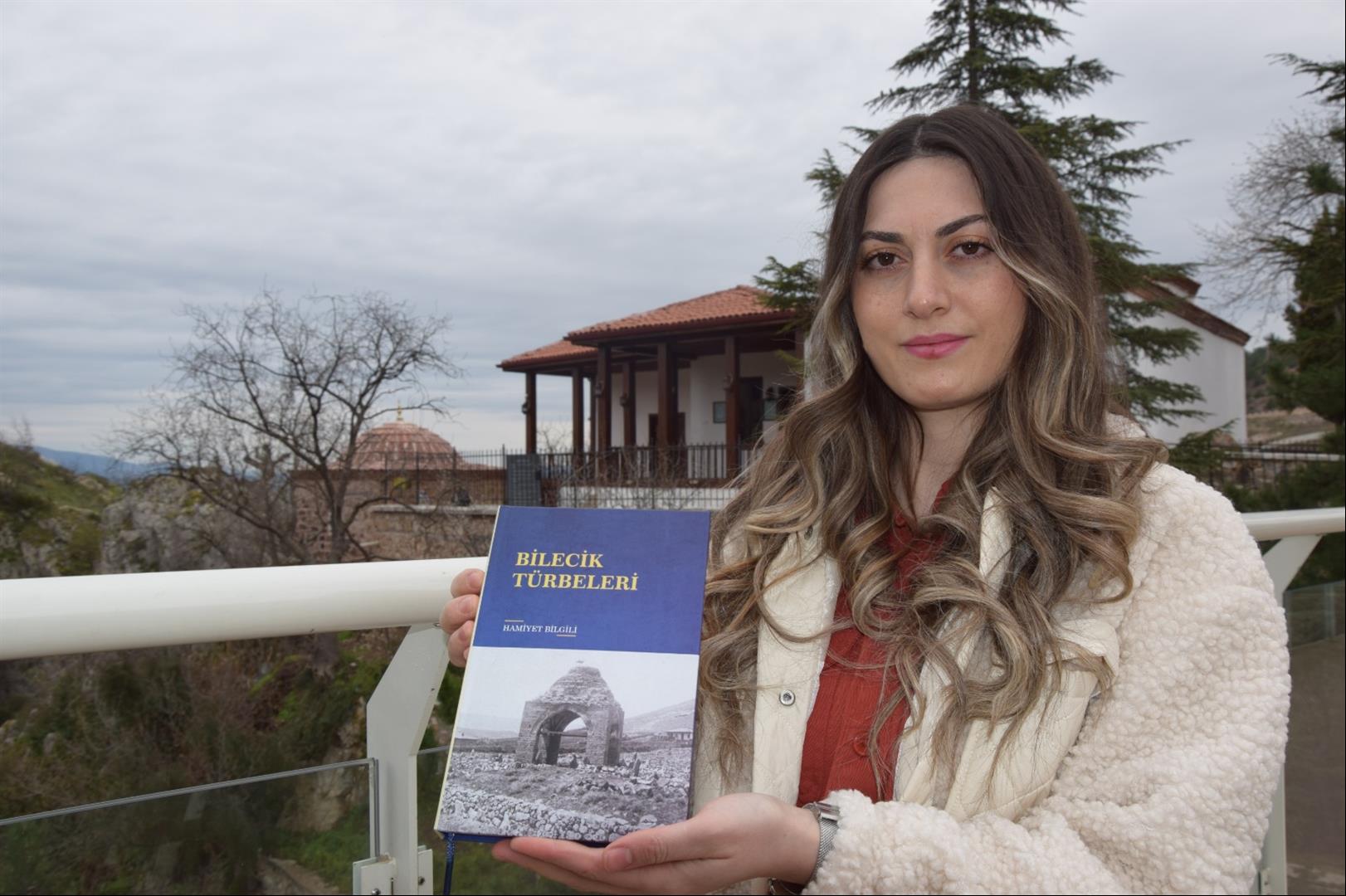 bilecik-haber_kurtulusun-sehrinde-38-turbe-bulunuyor-101.jpg