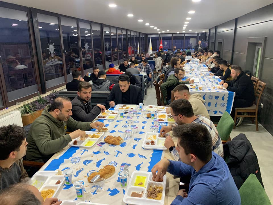 bilecik-haber_sizler-ulkemizin-guzel-yarinlarinin-mimarlarisiniz-615.jpg