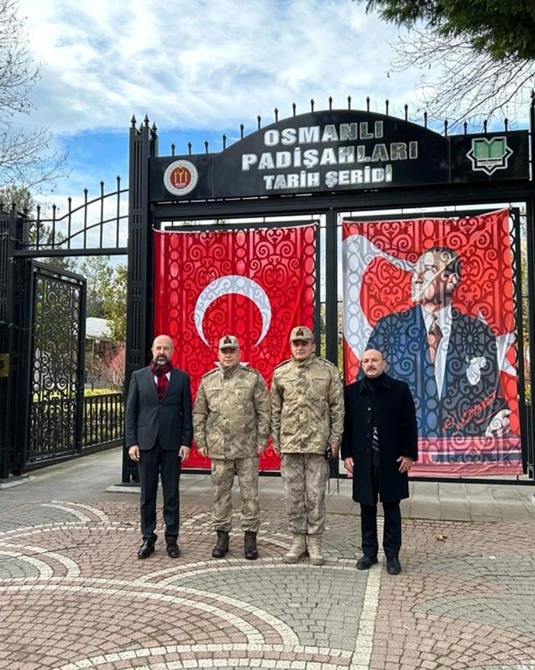 bilecik-haber_turkiye-nin-en-uzun-tarih-seridi-komutanlari-agirladi-7950.jpg