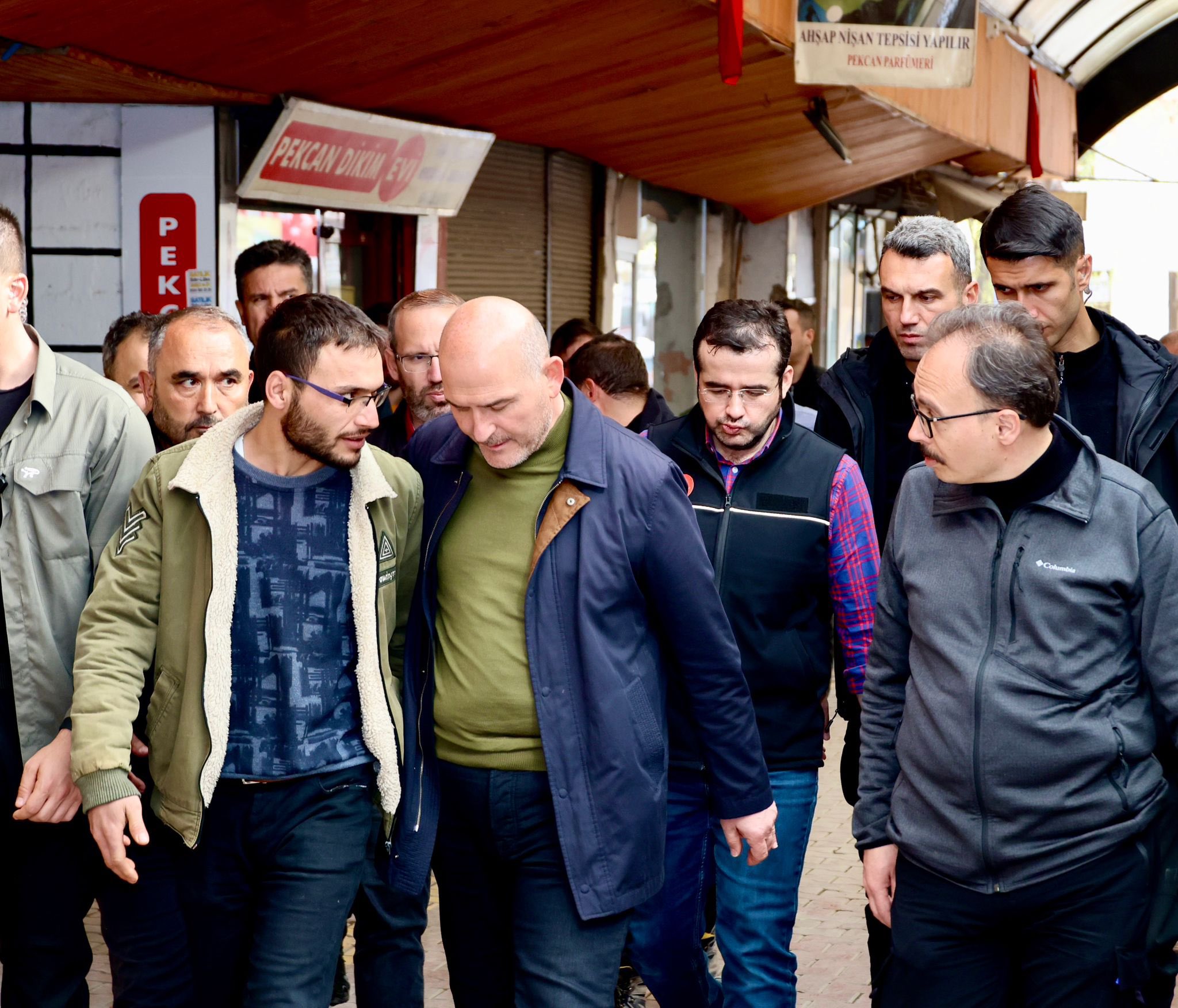 bilecik-haber_vali-kizilkaya-bakan-soylu-ile-deprem-bolgesinde-380.jpg