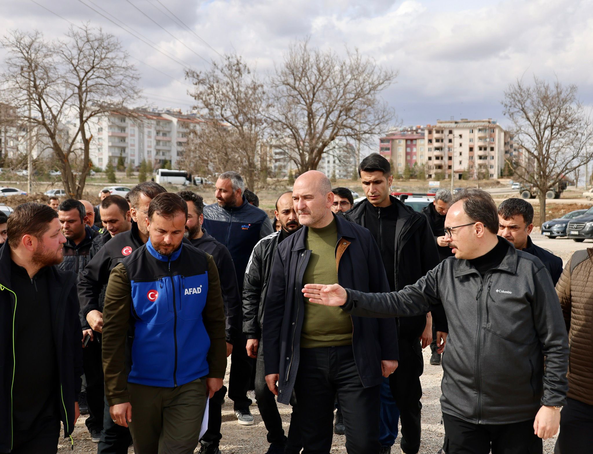 bilecik-haber_vali-kizilkaya-bakan-soylu-ile-deprem-bolgesinde-381.jpg