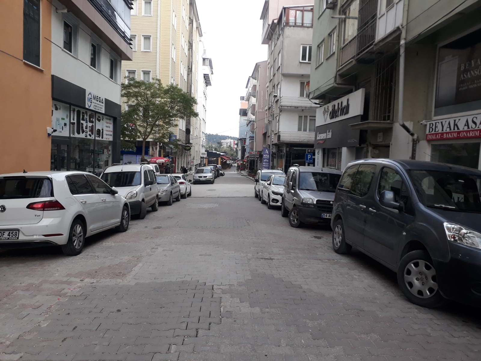 bilecik-haber_pazar-gunu-bilecik-sokaklari-sakin-ve-sessizdi-12846.jpg