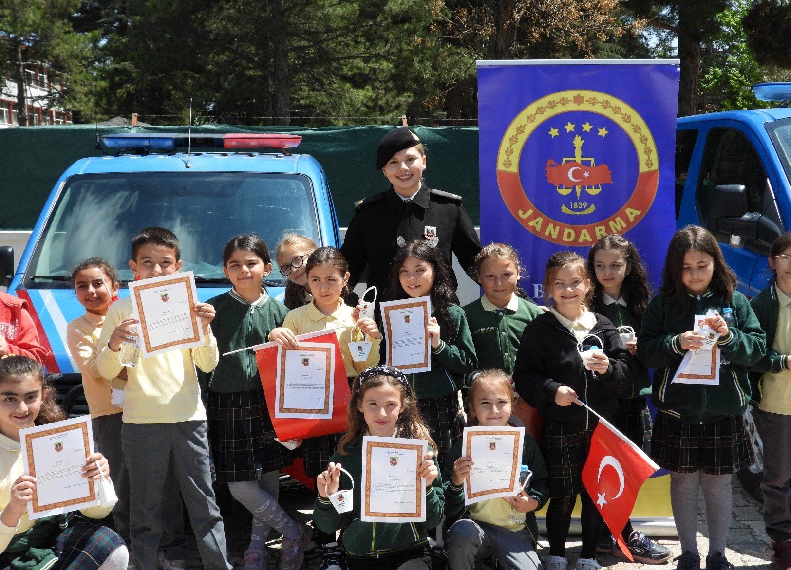 bilecik-haber_trafik-haftasi-etkinlikleri-yogun-programlarla-devam-ediyor-13562.jpg