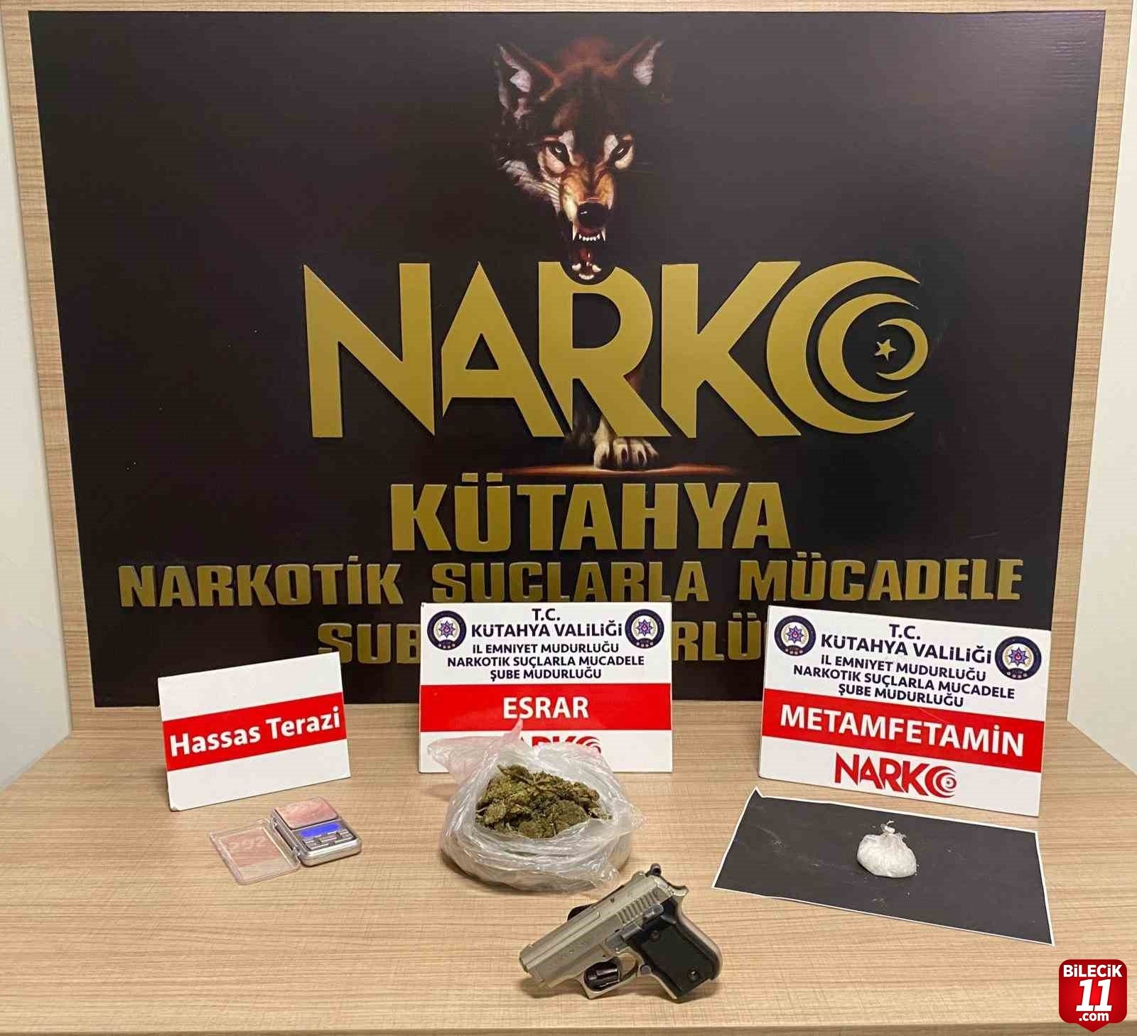 bilecik-haber_aracta-silah-ve-uyusturucu-ile-yakalanan-2-supheli-tutuklandi-23275.jpg