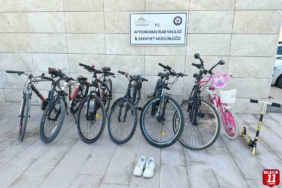 bilecik-haber_bisiklet-scooter-ve-ayakkabi-calan-2-sahsi-polis-yakaladi-20296.jpg