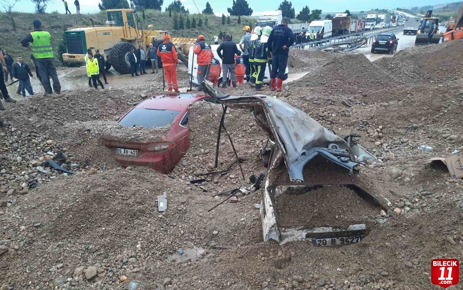 bilecik-haber_heyelanda-araclarda-mahsur-kalan-olu-ve-yaralilarin-isimleri-belli-oldu-21776.jpg