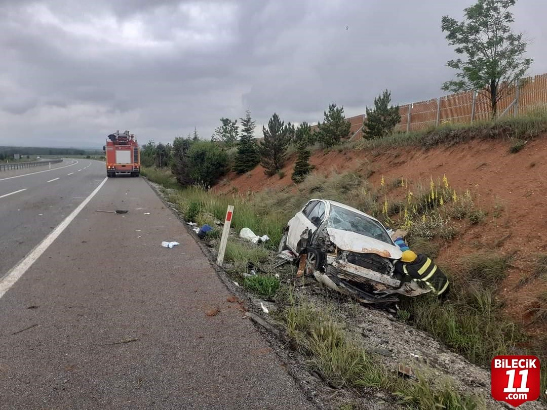 bilecik-haber_otomobil-sarampole-devrildi-1-yarali-19341.jpg
