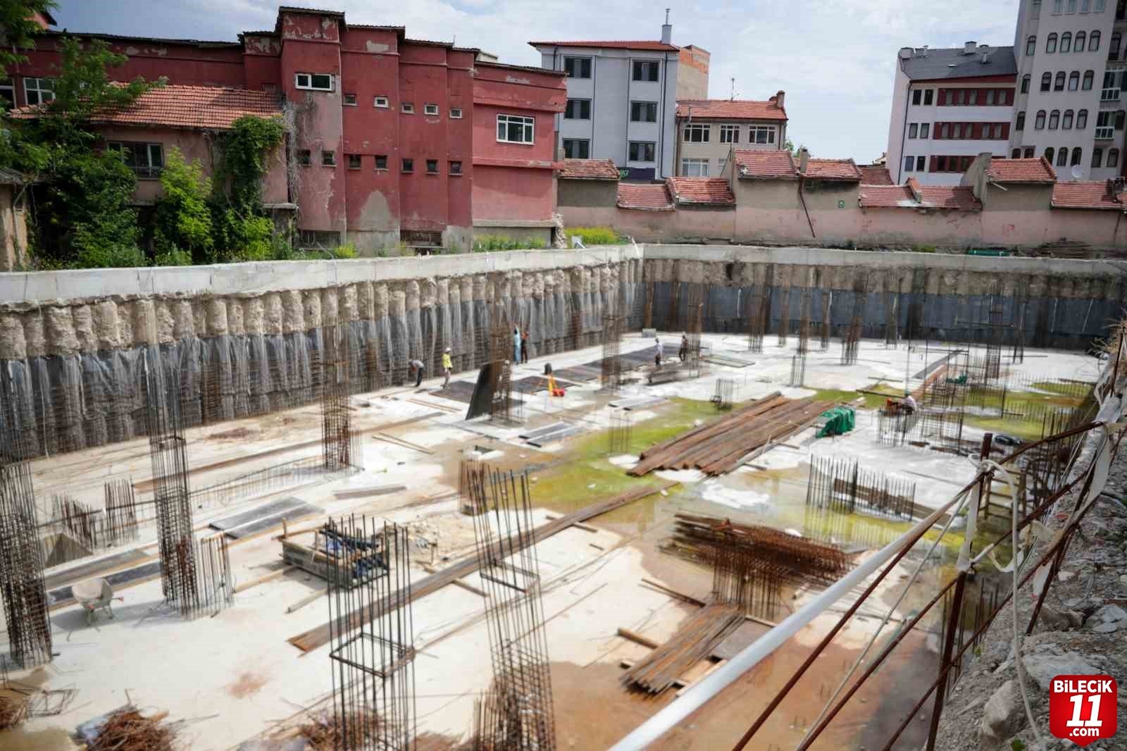 bilecik-haber_30-agustos-is-merkezi-ve-zanaat-carsisi-insaatindaki-calismalari-yerinde-inceledi-28416.jpg