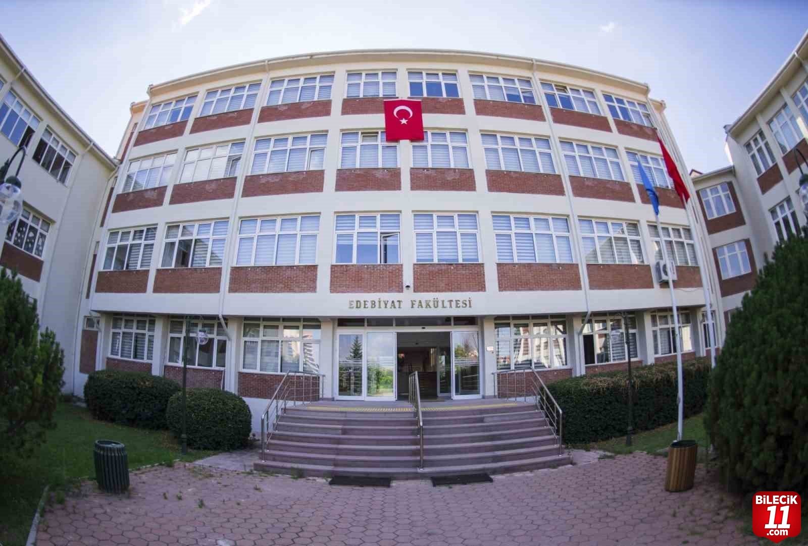 bilecik-haber_anadolu-universitesi-edebiyat-fakultesi-dusunce-dunyasini-zenginlestiren-mezunlar-yetistiriyor-34284.jpg