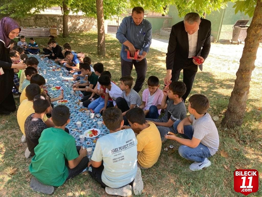 bilecik-haber_kur-an-kursu-ogrencileri-kahvaltida-bulustu-33571.jpg