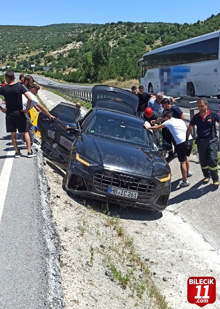 bilecik-haber_otomobil-bos-su-kanalina-devrildi-1-yarali-32249.jpg