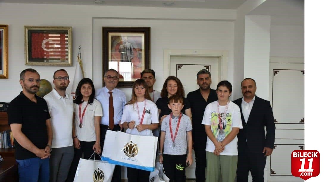 bilecik-haber_ozel-sporcular-okullar-arasi-atletizm-turkiye-sampiyonasina-damga-vurdular-32314.jpg