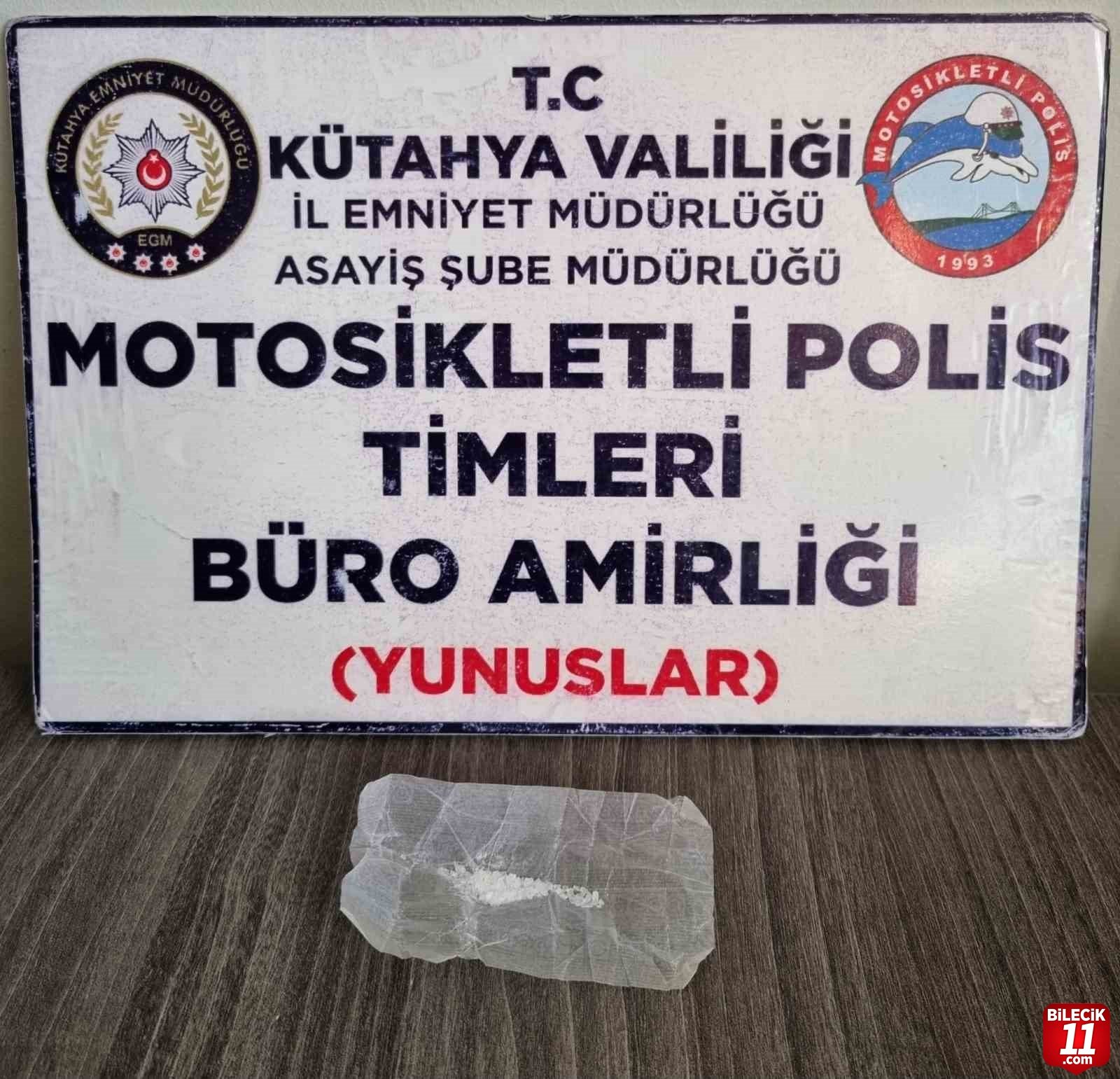 bilecik-haber_yunus-timlerince-bir-aracta-uyusturucu-ele-gecirildi-34945.jpg