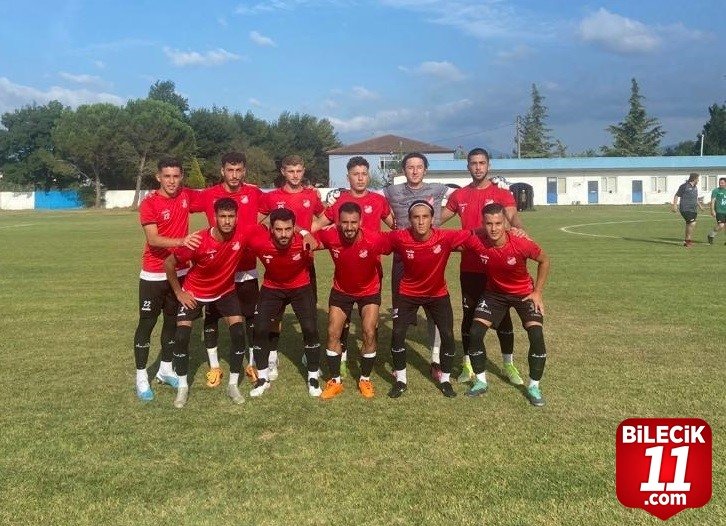 bilecik-haber_1969-bilecik-spor-kulubu-ilk-hazirlik-macinda-goz-doldurdu-48586.jpg