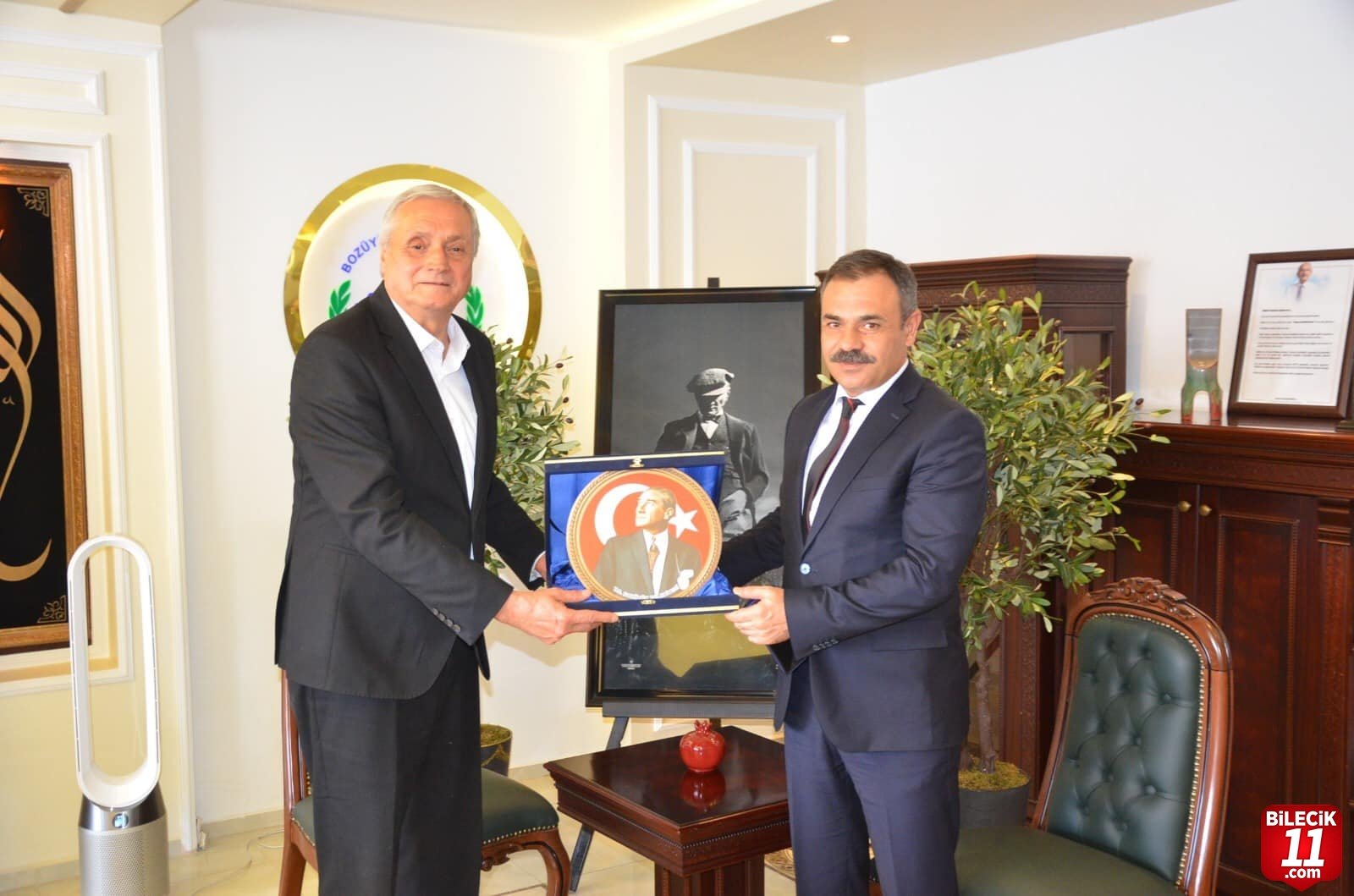 bilecik-haber_il-muduru-kalayci-dan-baskan-bakkalcioglu-na-ziyaret-57899.jpg