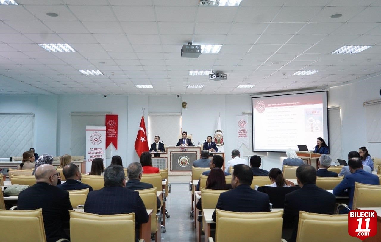bilecik-haber_kadina-yonelik-siddete-dur-demek-icin-bir-araya-geldiler-59262.jpg