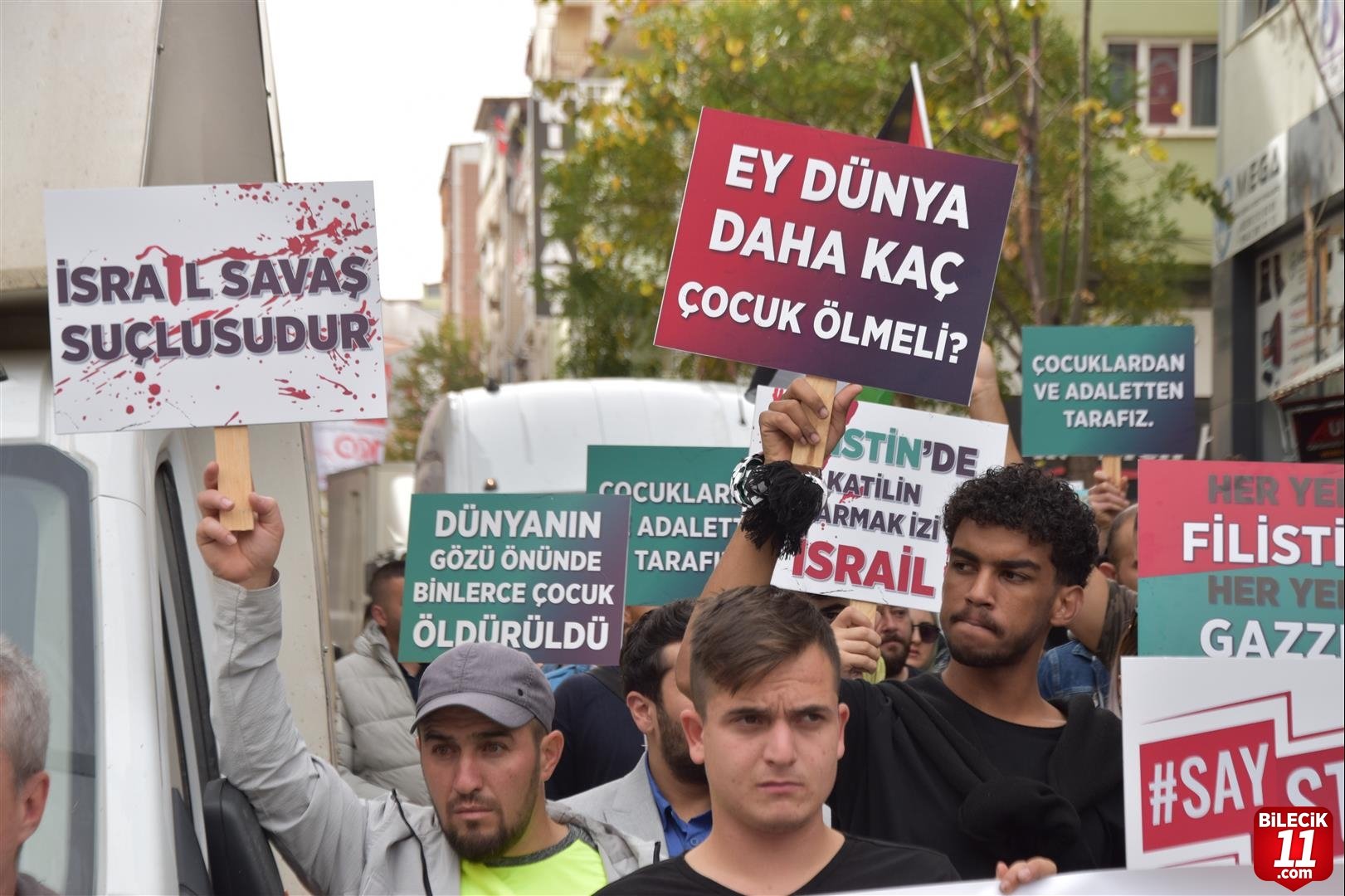 bilecik-haber_ak-gencler-den-israil-e-tepki-saystop-dediler-65759.jpg