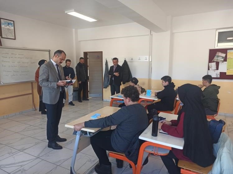 bilecik-haber_yurt-ve-yemekhanelerdeki-eksiklikler-gideriliyor-74895.jpg
