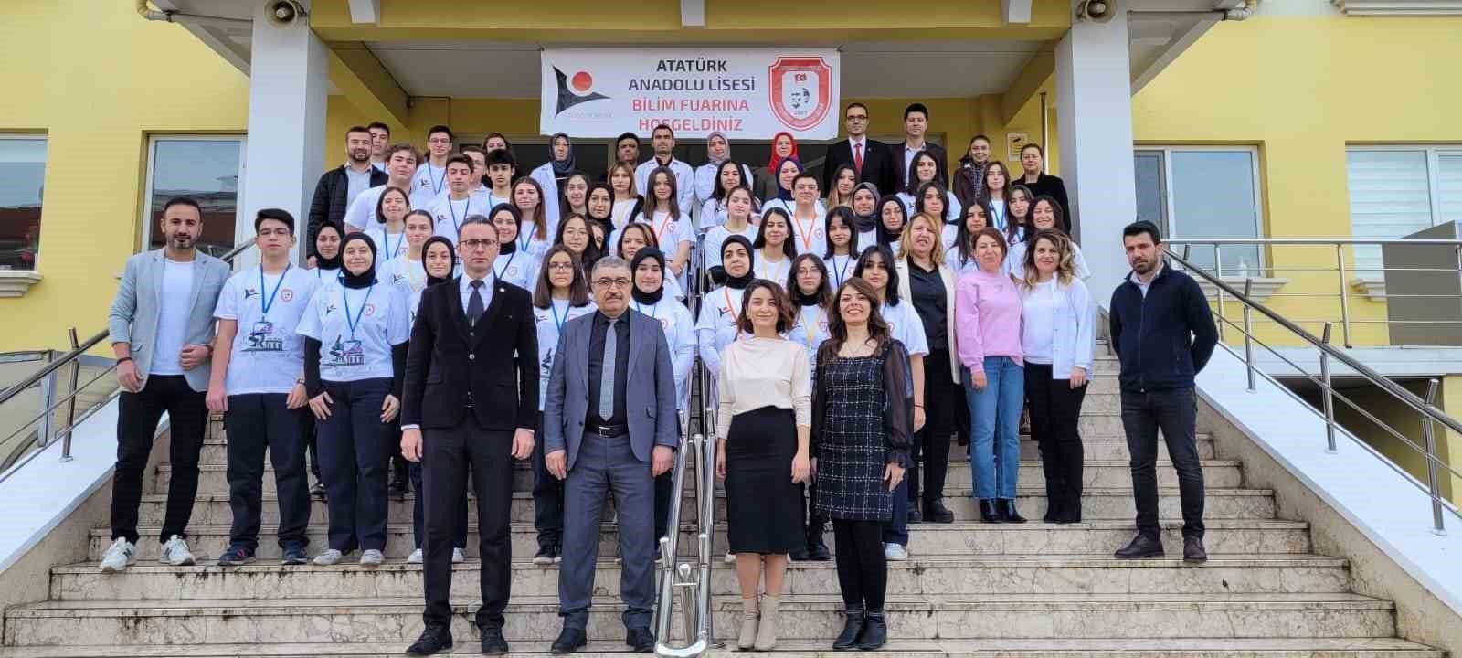 bilecik-haber_137-projeyle-il-birincisi-oldular-91791.jpg