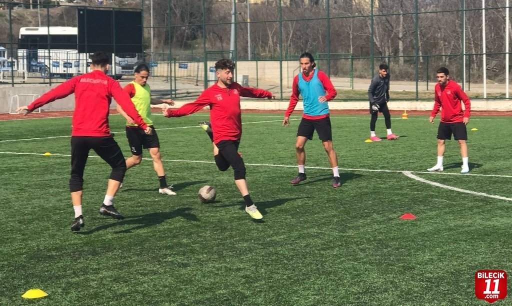 bilecik-haber_1969-bilecik-spor-kulubu-hafta-sonu-karsilasacagi-yildizspor-45-macinin-hazirliklarini-surduruyor-96889.jpg