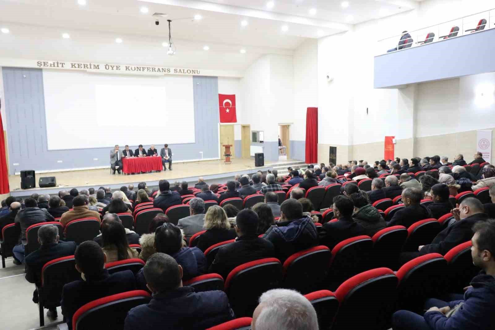 bilecik-haber_afyonkarahisar-da-ikinci-donem-tedbirleri-toplantisi-yapildi-91341.jpg