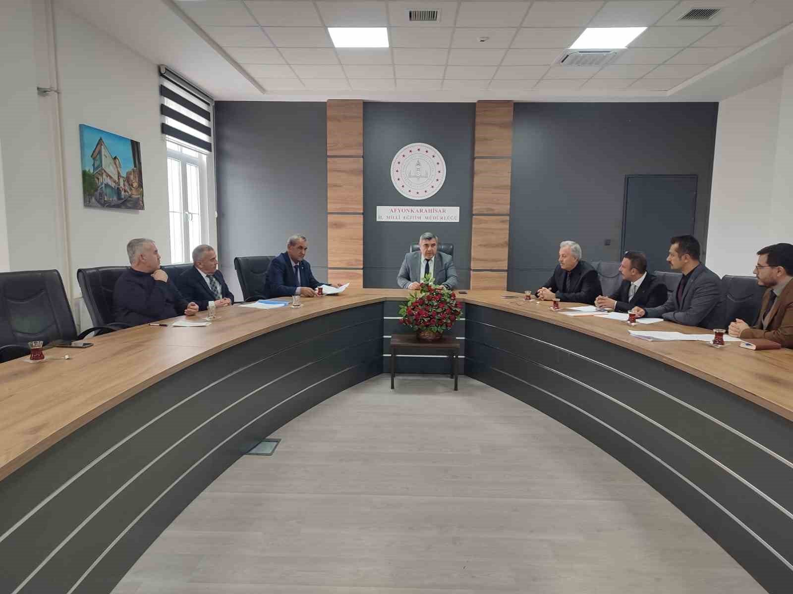 bilecik-haber_egitim-mufettisleri-degerlendirme-toplantisi-yapildi-94416.jpg
