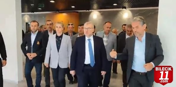 bilecik-haber_eldemir-golpazarinda-yatirimlari-gezdi-95825.jpg