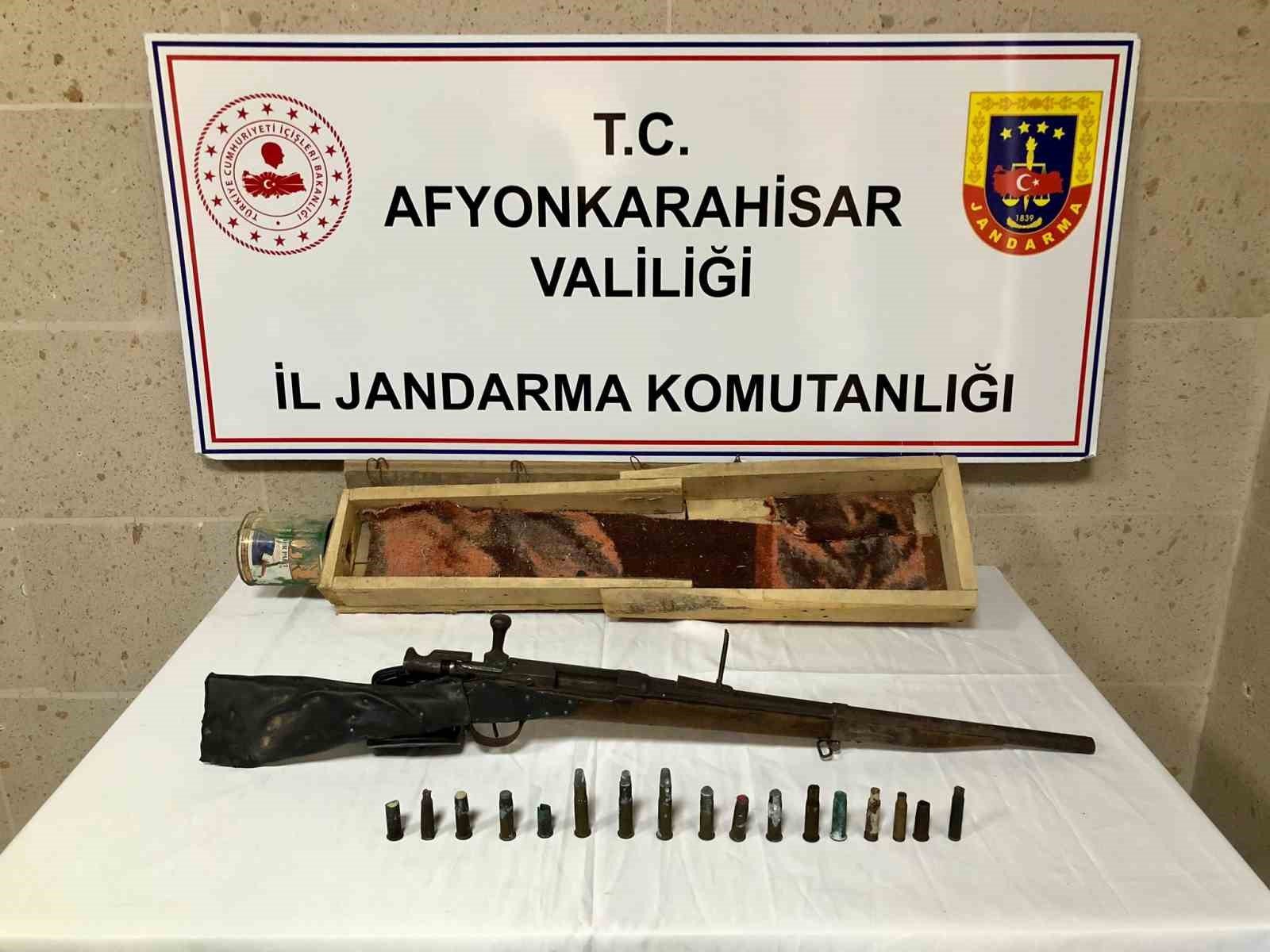 bilecik-haber_tarihi-degere-sahip-tufek-ele-gecirildi-91092.jpg
