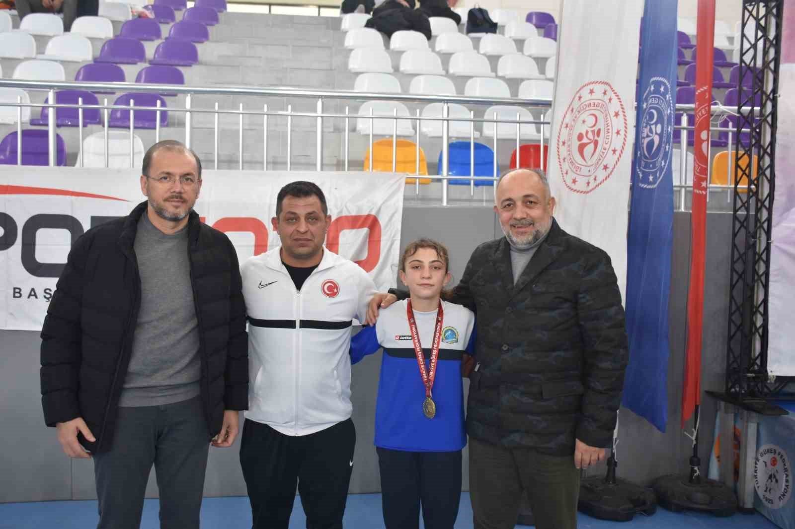 bilecik-haber_u-17-avrupa-gures-sampiyonasinda-5-farkli-siklette-dereceler-belli-oldu-94170.jpg