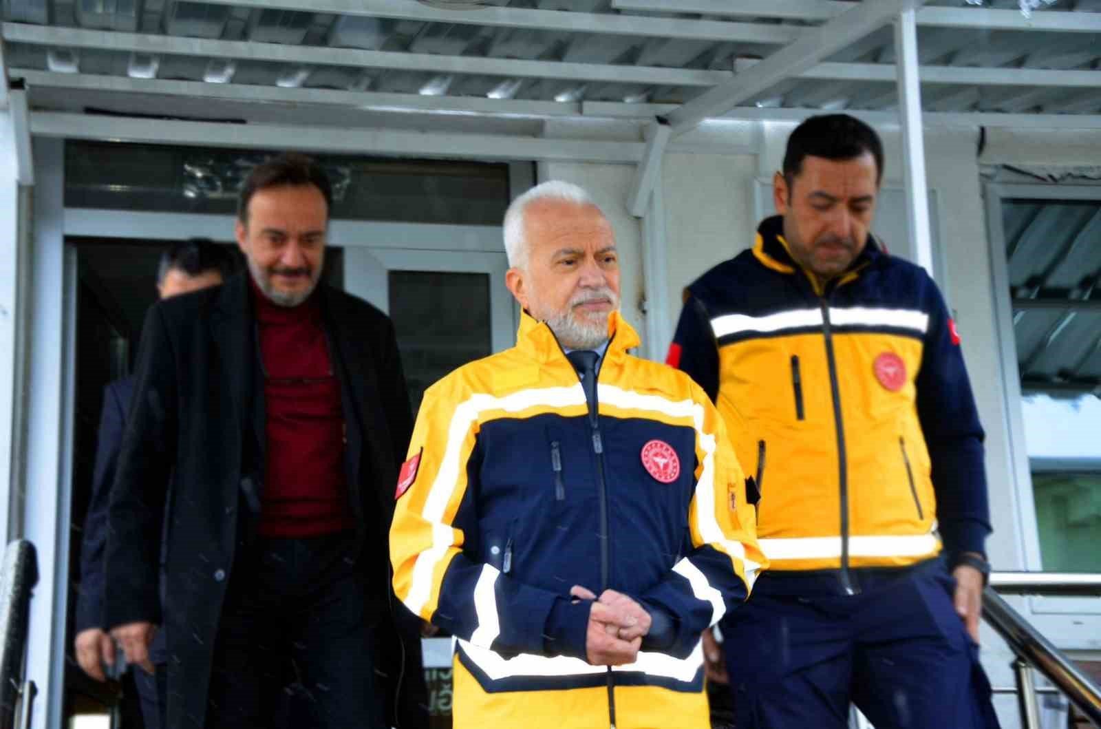 bilecik-haber_acil-tip-teknisyenleri-ve-teknikerlerine-ozel-gun-kutlamasi-102914.jpg