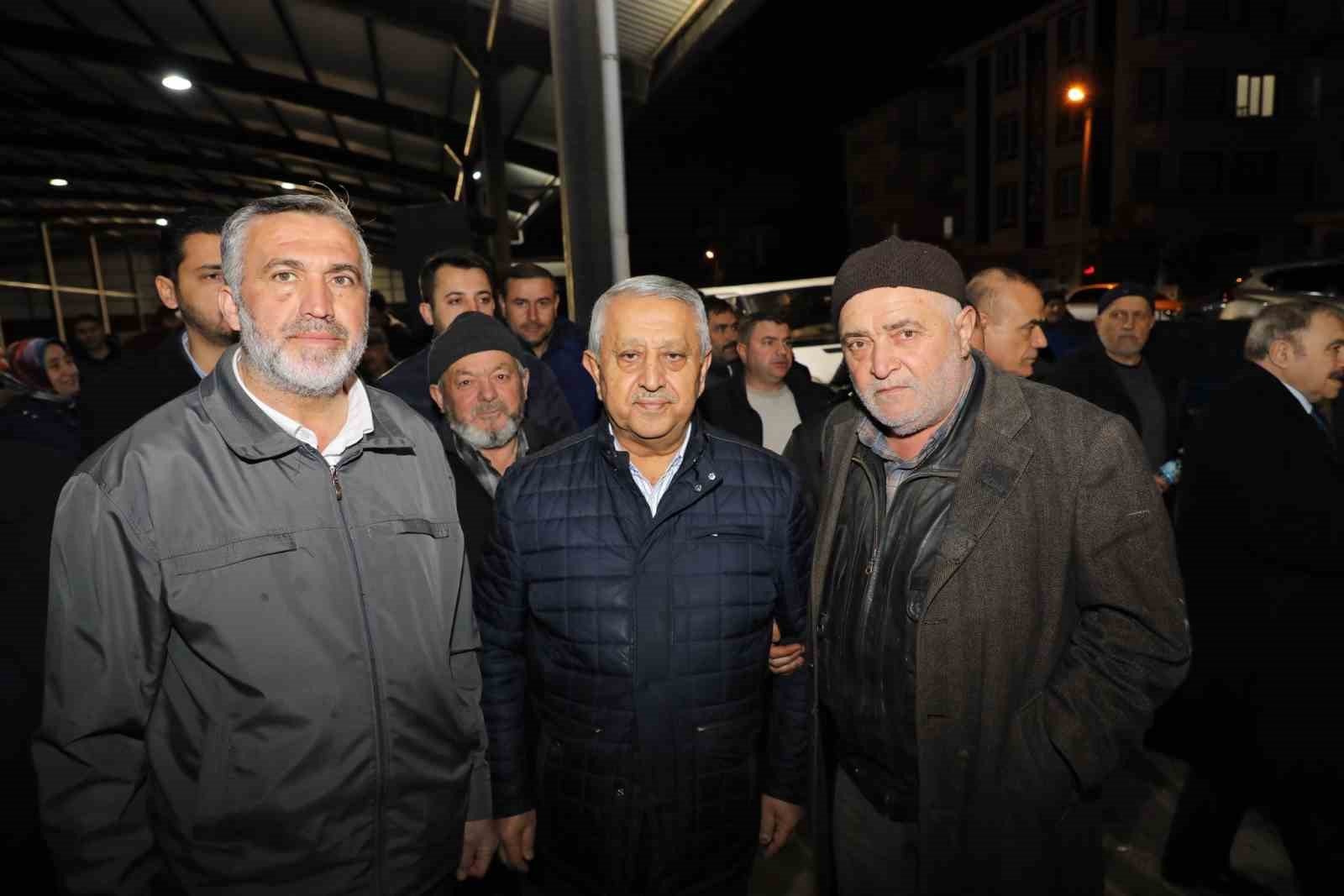 bilecik-haber_afyonkarahisar-belediyesi-iftar-sofrasi-gelenegini-surduruyor-100836.jpg