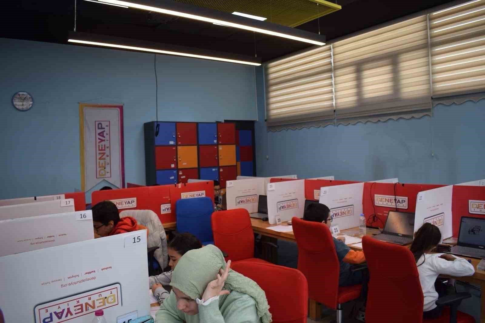 bilecik-haber_deneyap-teknoloji-atolyeleri-e-sinavlari-basladi-100082.jpg