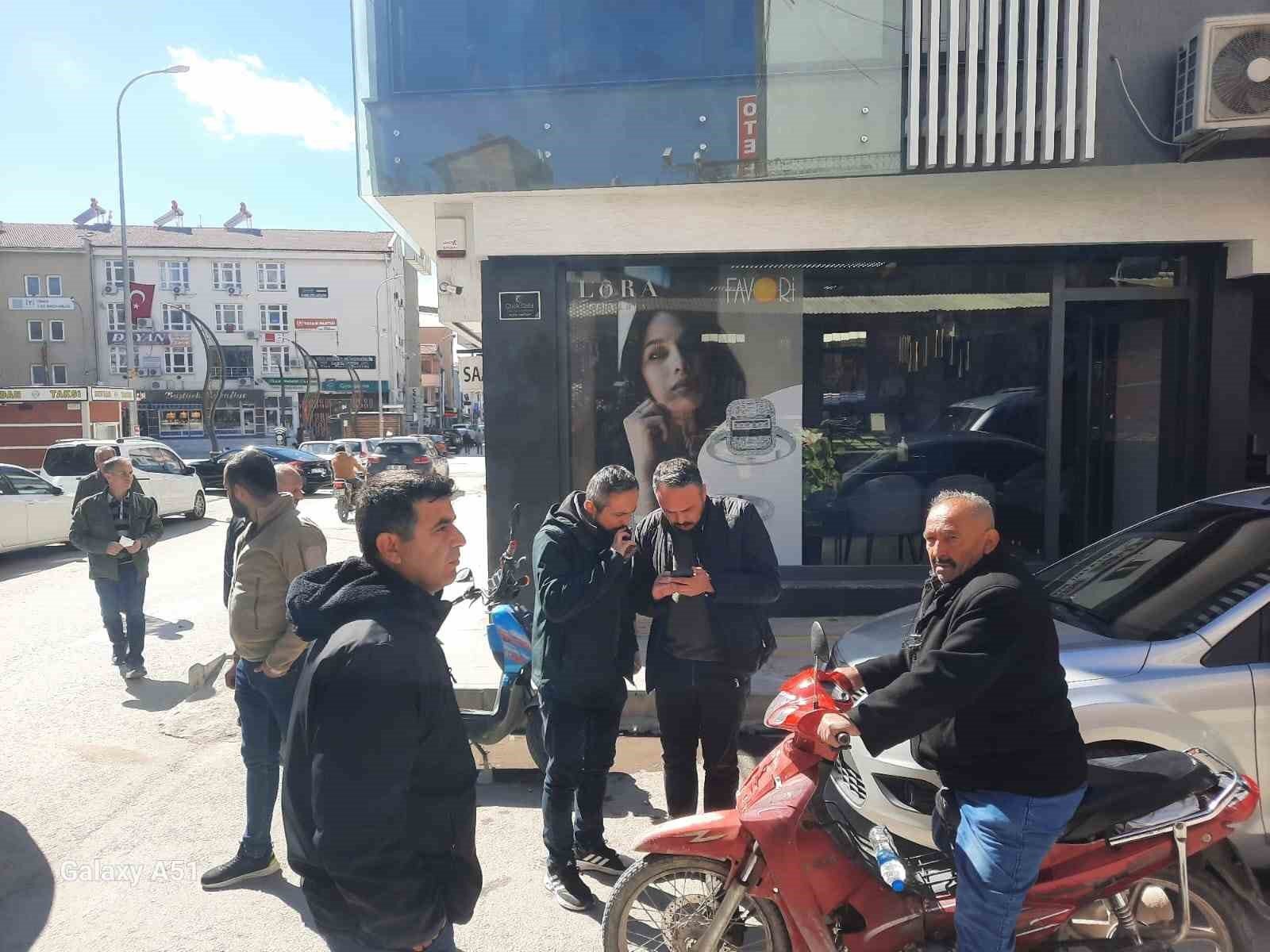 bilecik-haber_dinar-da-silahli-soygun-girisimi-102671.jpg