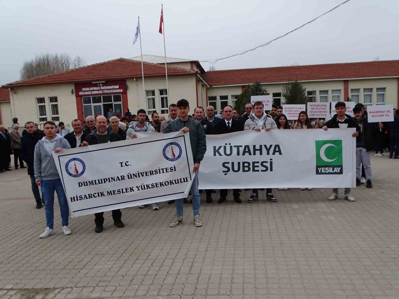 bilecik-haber_hisarcik-ta-bagimlilikla-mucadele-farkindalik-yuruyusu-98172.jpg