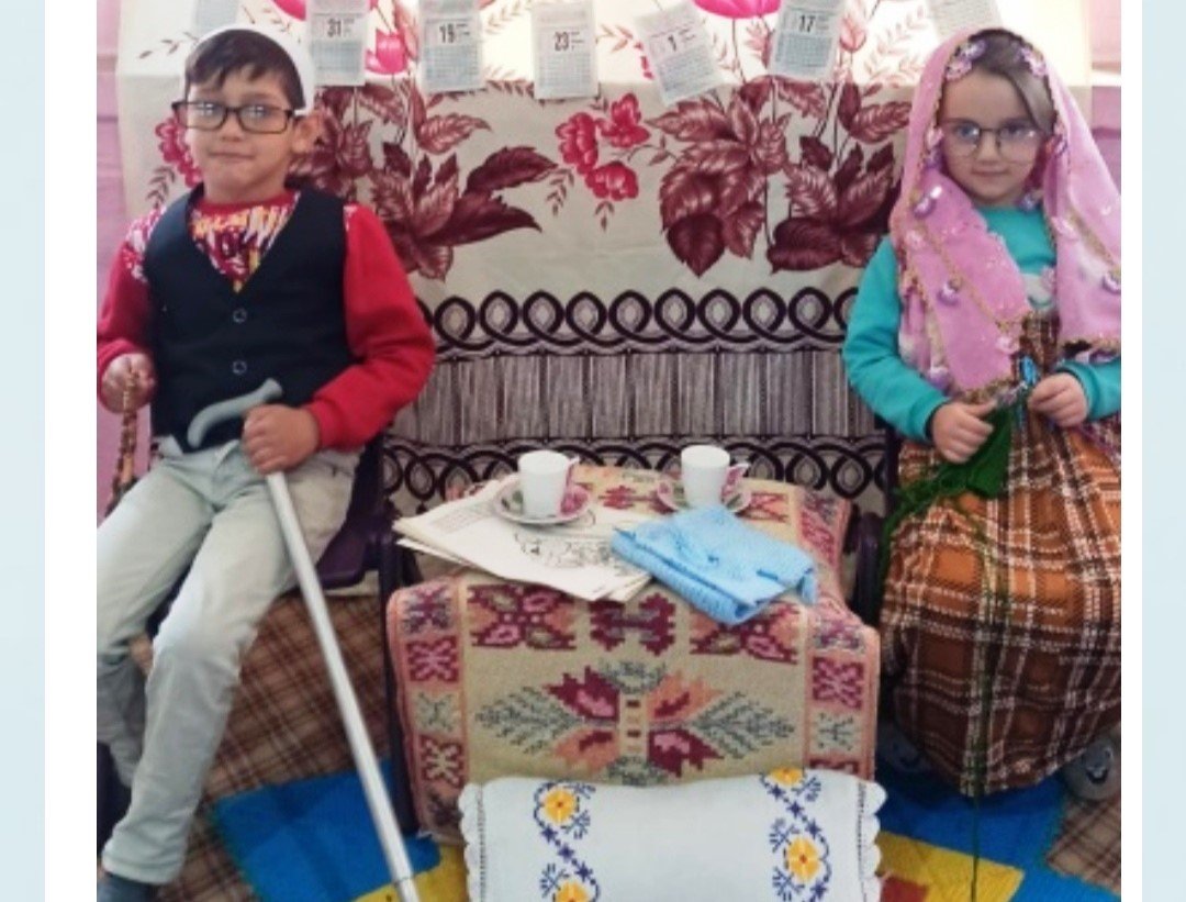 bilecik-haber_hisarcik-ta-minikler-yaslilar-gibi-giyinip-onlar-gibi-davrandilar-104054.jpg