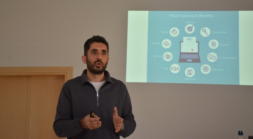 bilecik-haber_ibf-de-merkezsiz-sosyal-aglar-konusuldu-104269.jpg