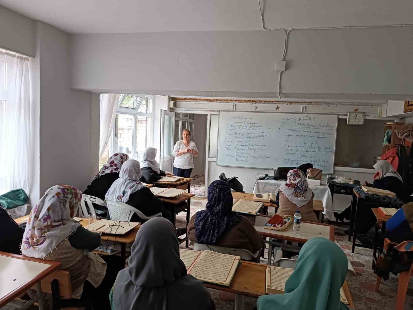 bilecik-haber_kadinlara-iklim-degisikligi-ve-gida-guvenligi-anlatildi-100145.jpg