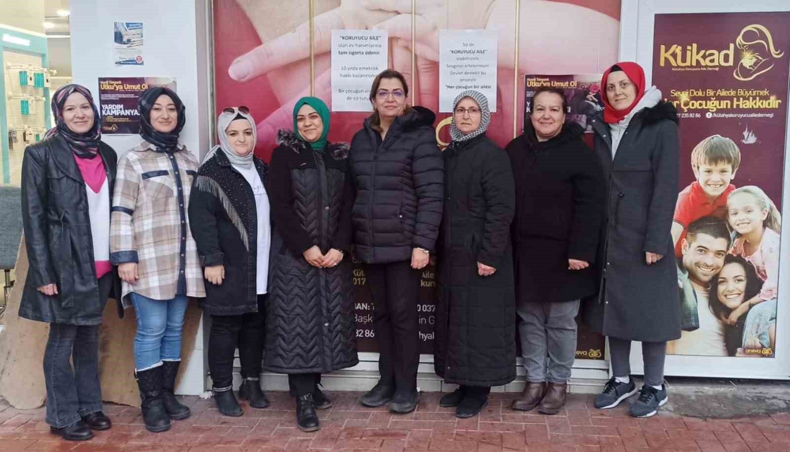 bilecik-haber_kukad-dan-300-aileye-erzak-kolisi-100675.jpg