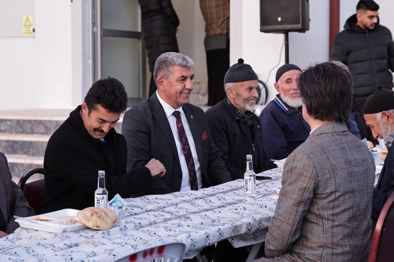 bilecik-haber_kutahya-belediyesinden-iftar-100506.jpg