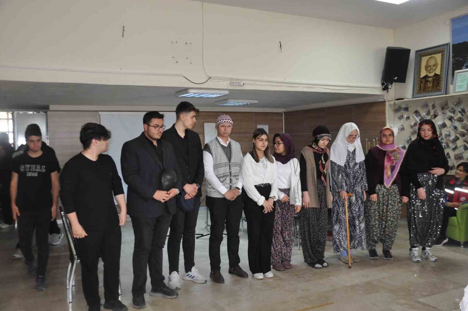 bilecik-haber_sandikli-da-yaslilar-haftasi-kutlandi-102675.jpg